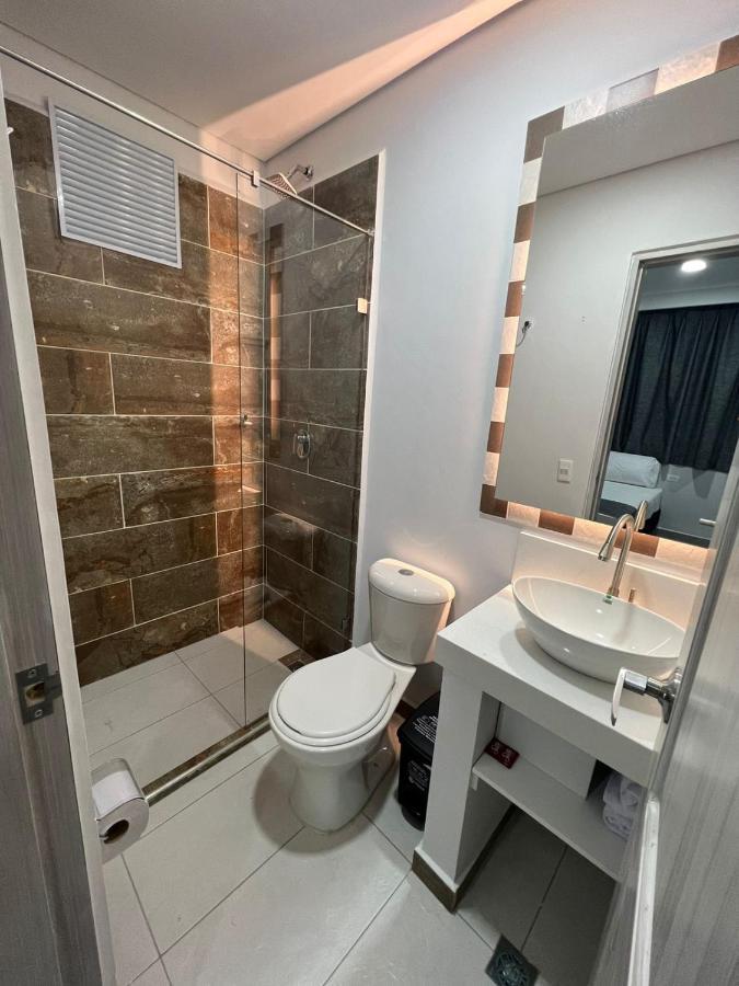 El Oscar Hotel Medellin Ngoại thất bức ảnh
